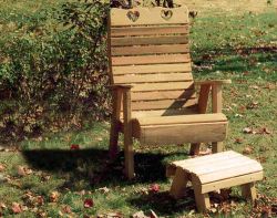 Cedar Royal Country Hearts Patio Chair & Footrest Set
